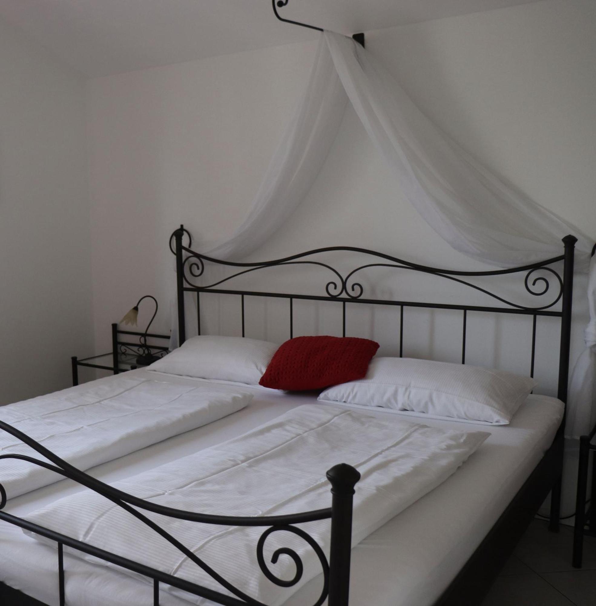 Meywohnen Bad Endorf Apartman Szoba fotó